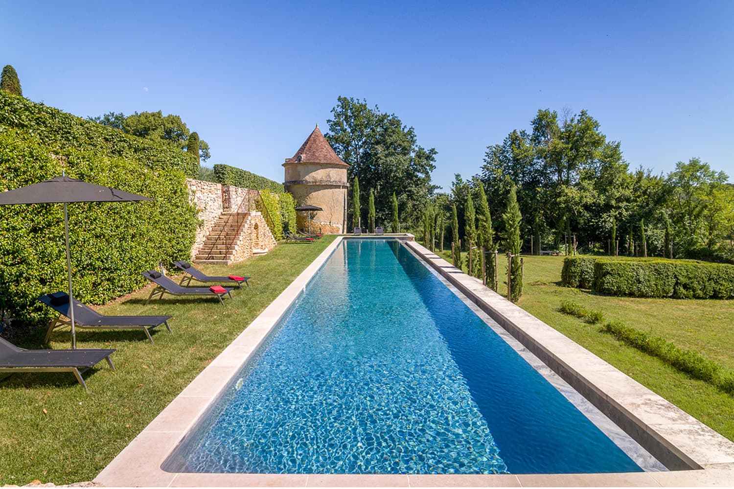 Holiday home with private swimming pool in France