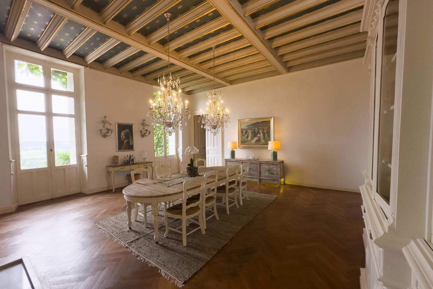Dining room | Holiday château in Pyrénées-Atlantiques