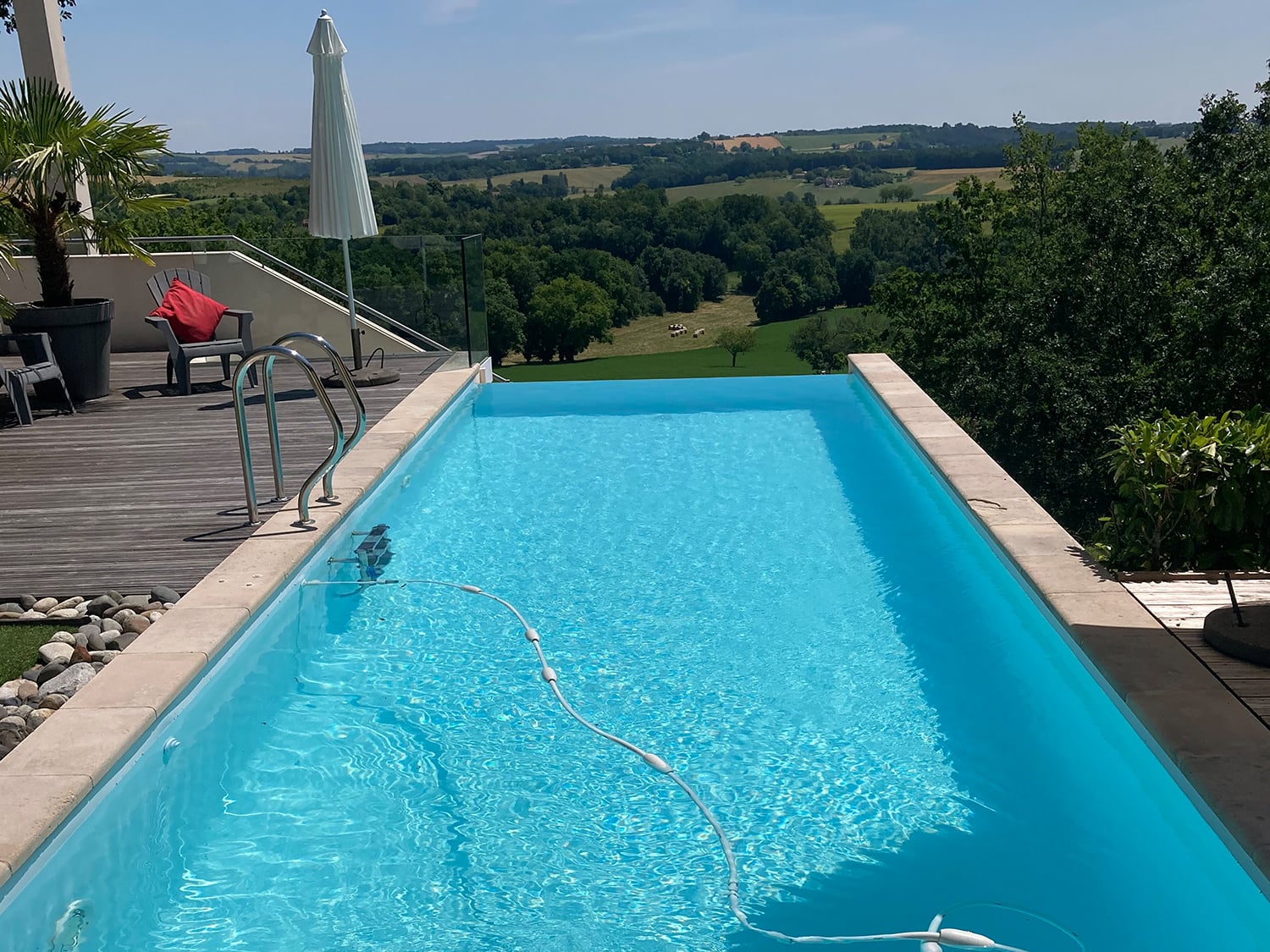 Private heated infinity pool