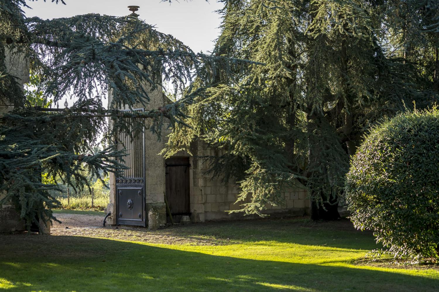 Entrance gates