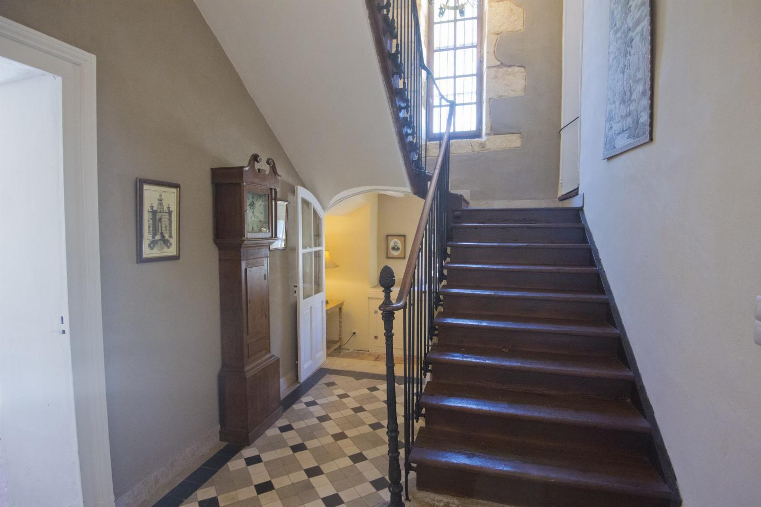 Staircase | Rental home in Nouvelle-Aquitaine