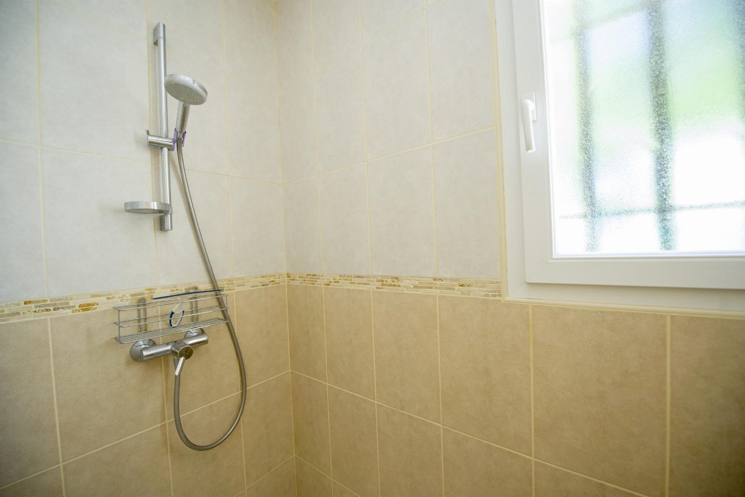 Bathroom | Holiday villa in the South of France