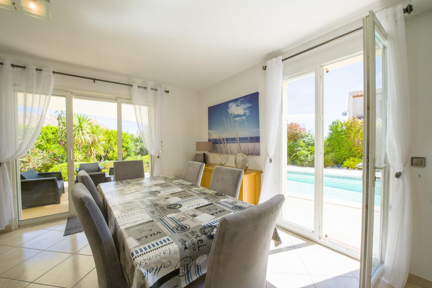 Dining room | Holiday villa in the South of France