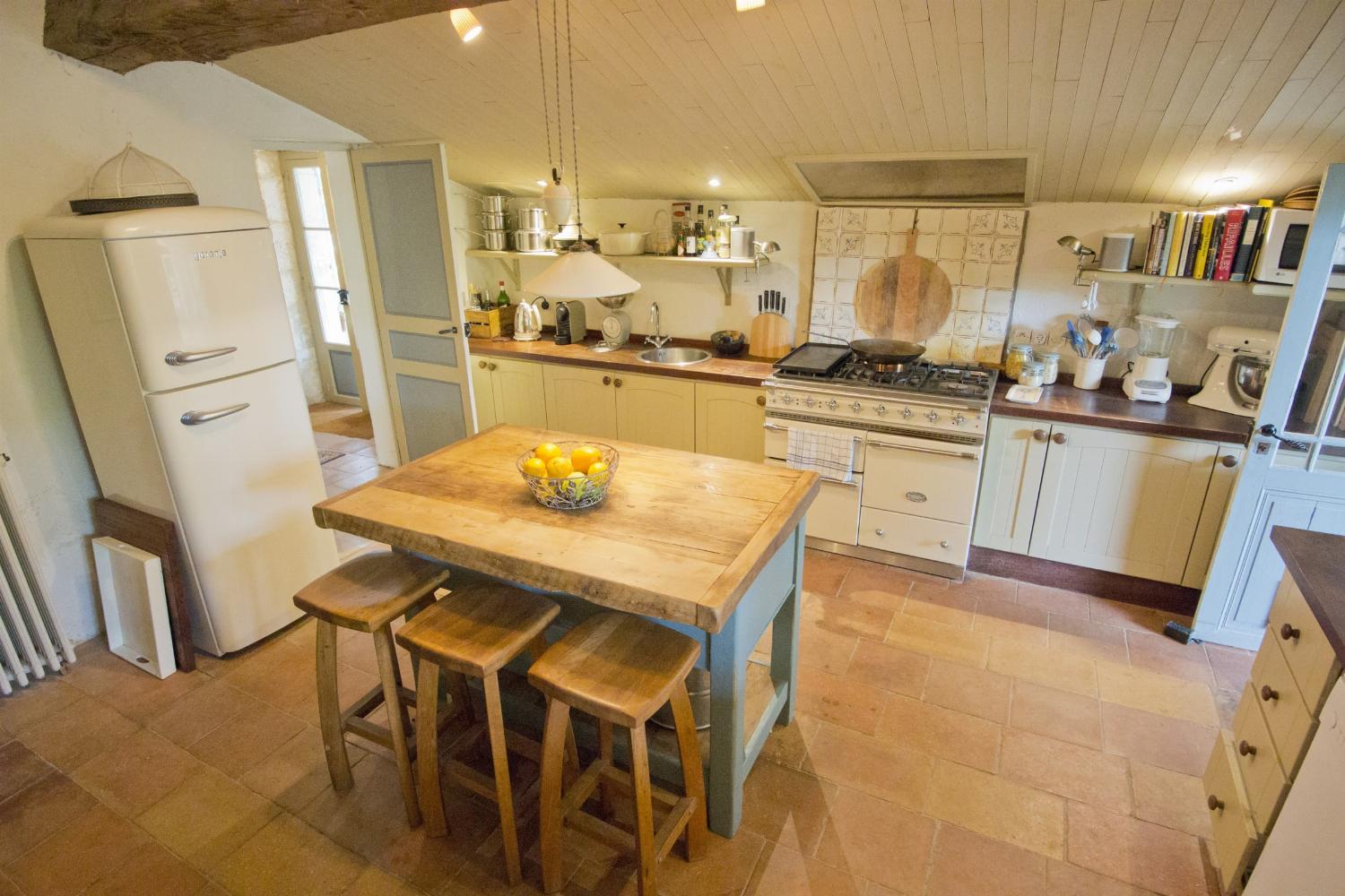 Kitchen | Holiday home in the Gers