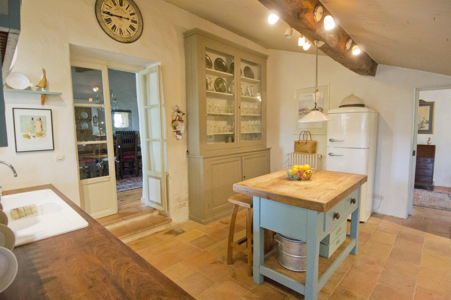 Kitchen | Holiday home in the Gers