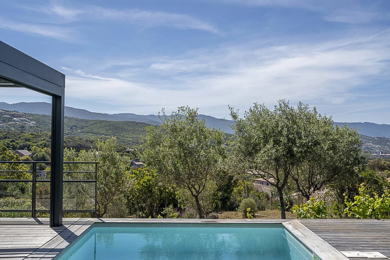 Private pool in Corsica