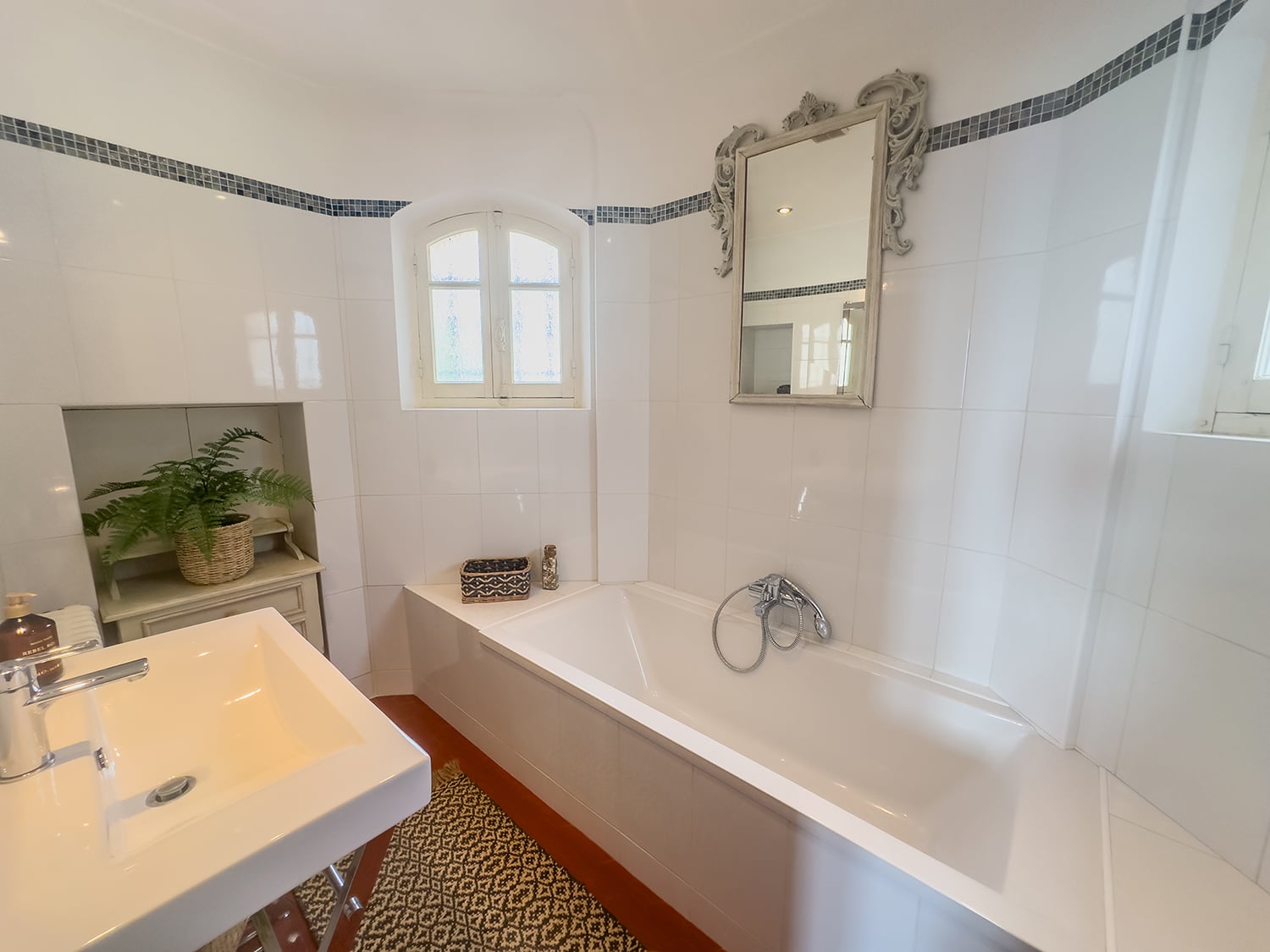 Bathroom | Holiday home in Grasse, Provence