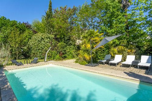 Private pool and terrace