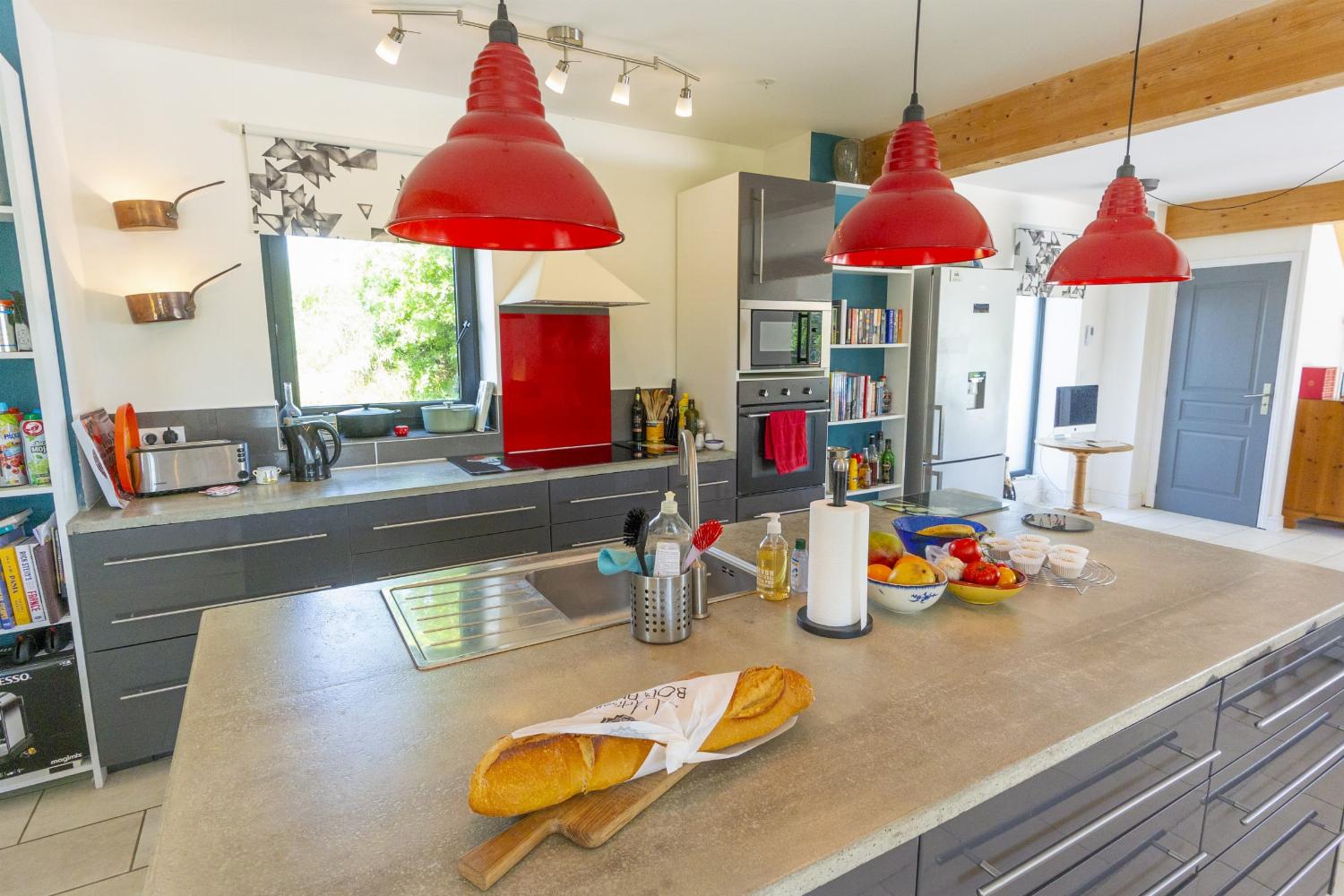 Kitchen | Rental home in Dordogne