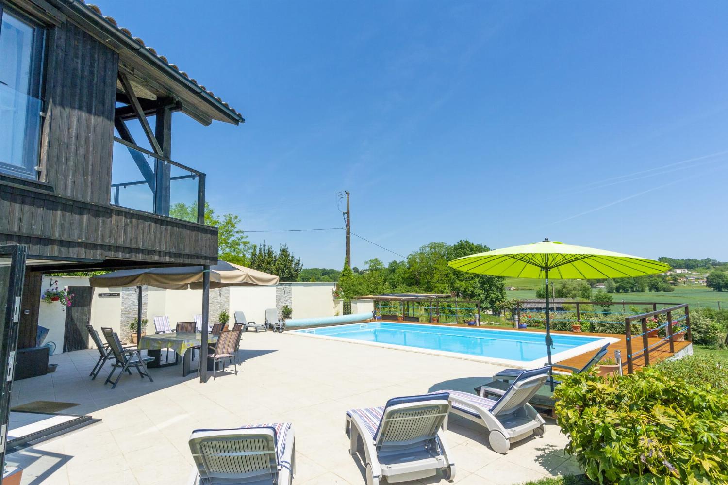 Private pool and terrace