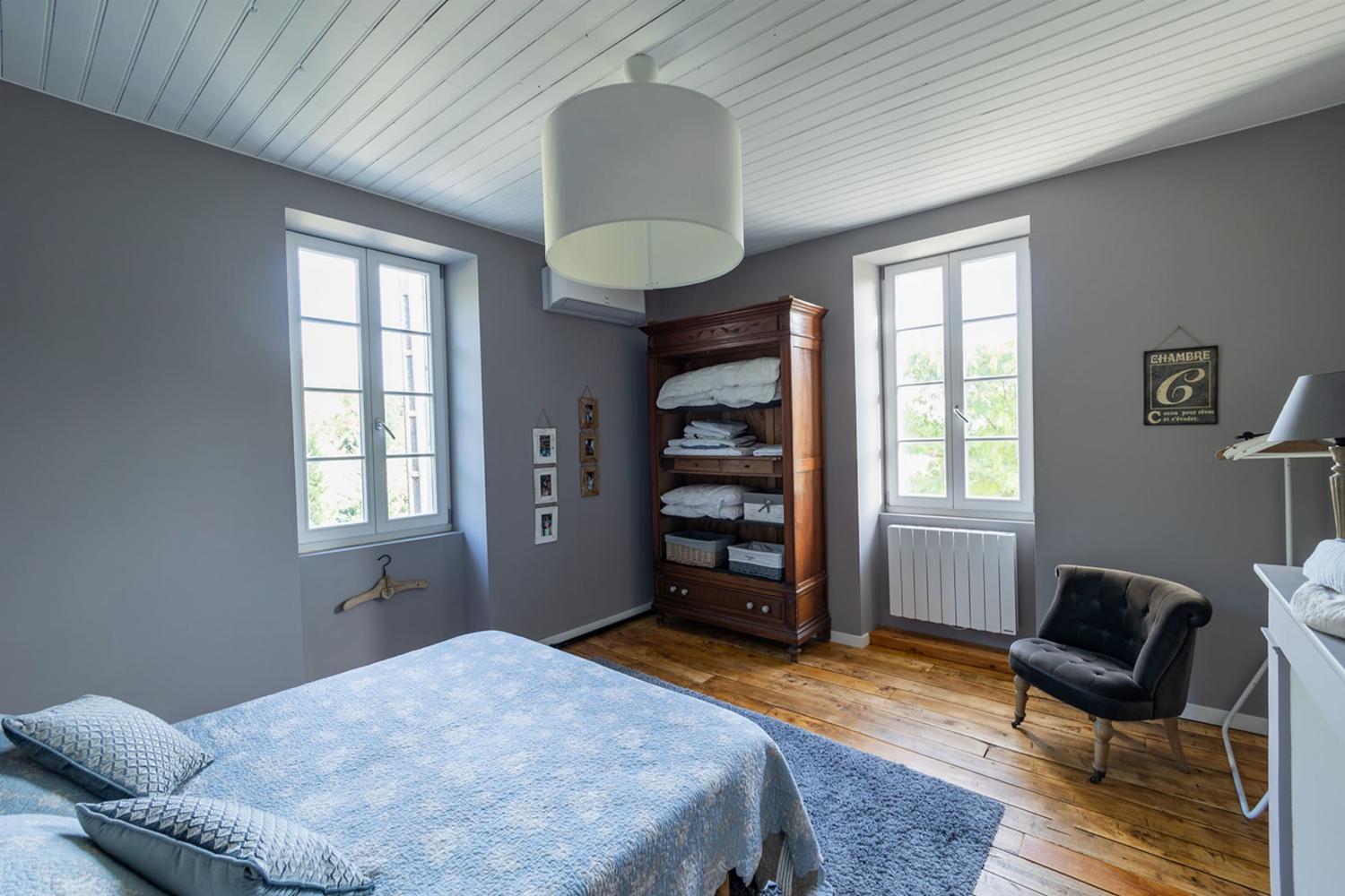 Bedroom | Holiday home in Tarn-en-Garonne