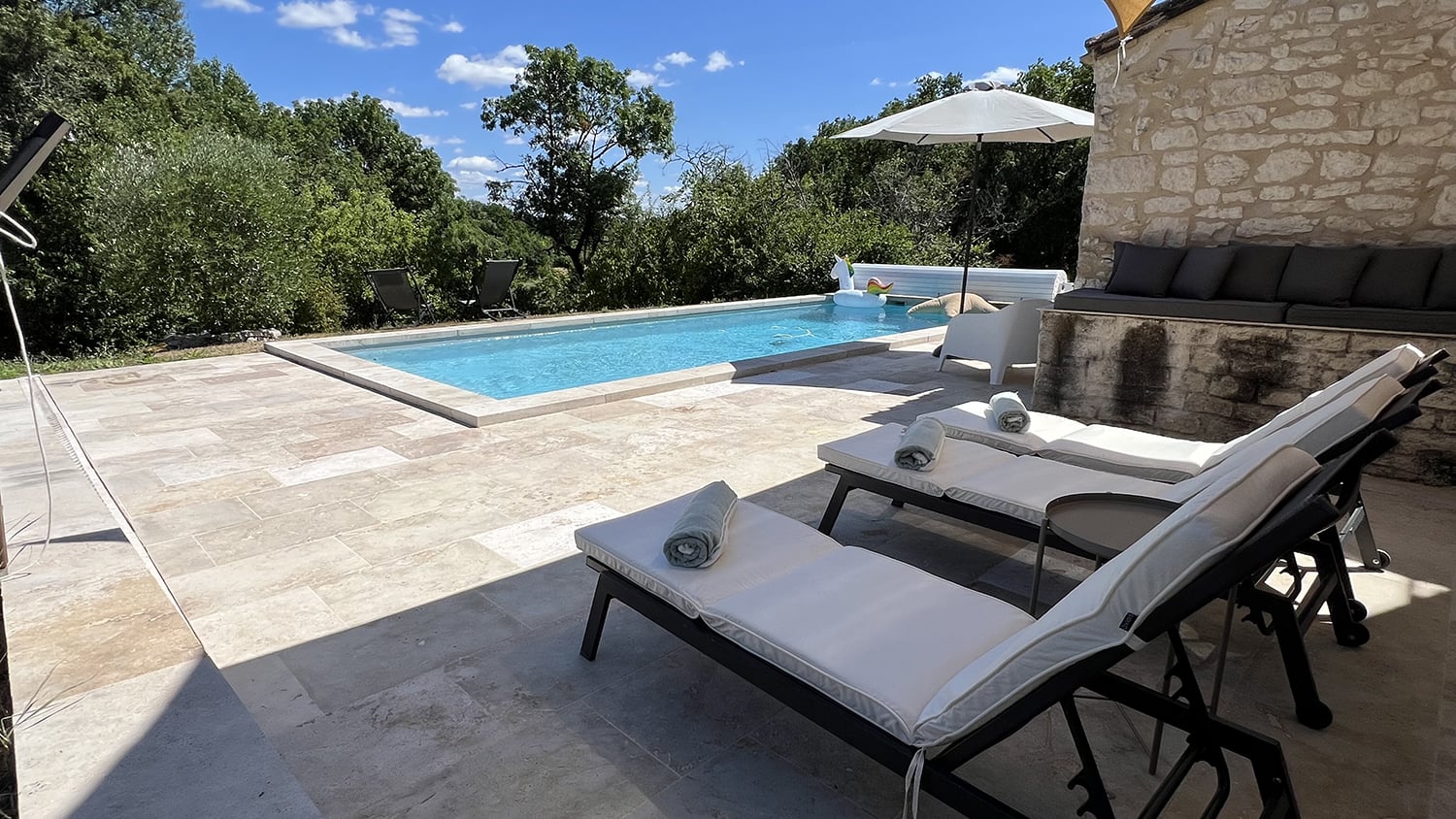 Private pool Private pool