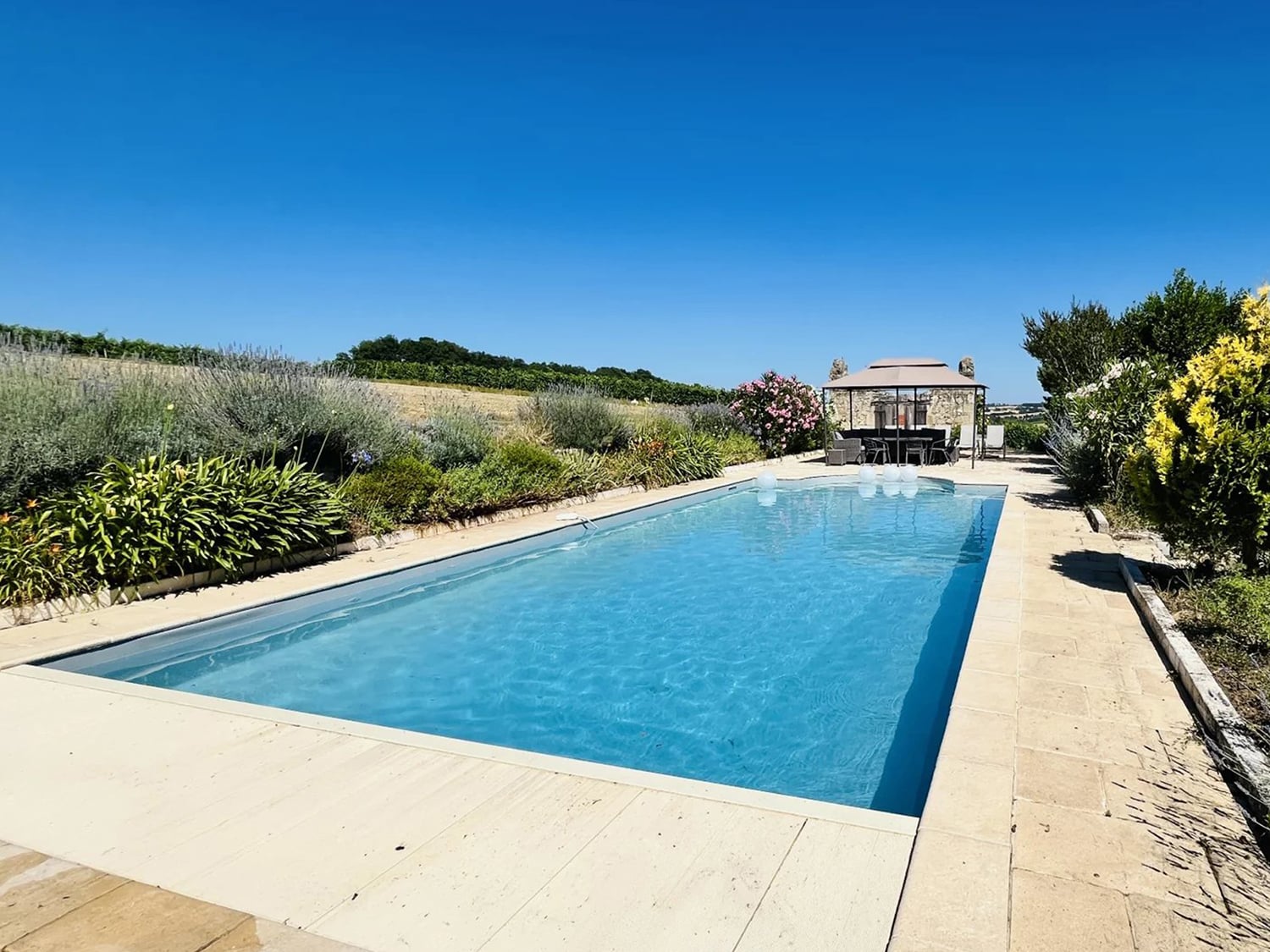 Private pool Private pool