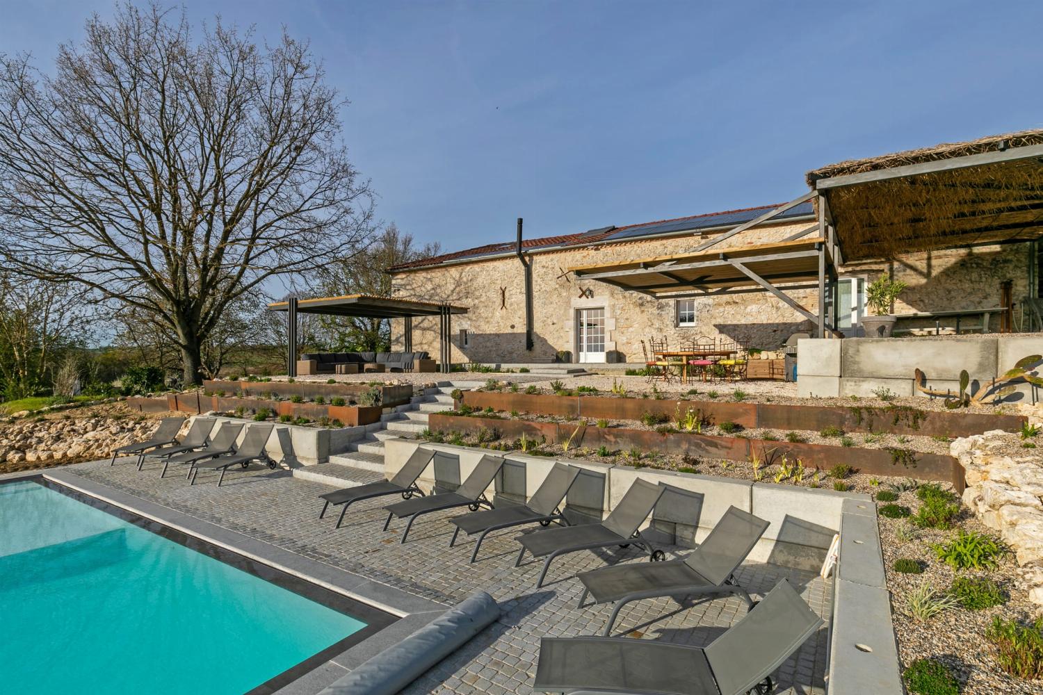 Holiday accommodation in Dordogne with private heated pool