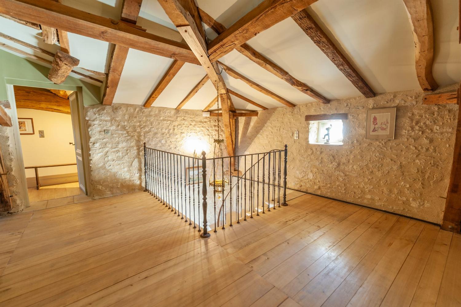 1st floor hallway | Holiday home in Duras