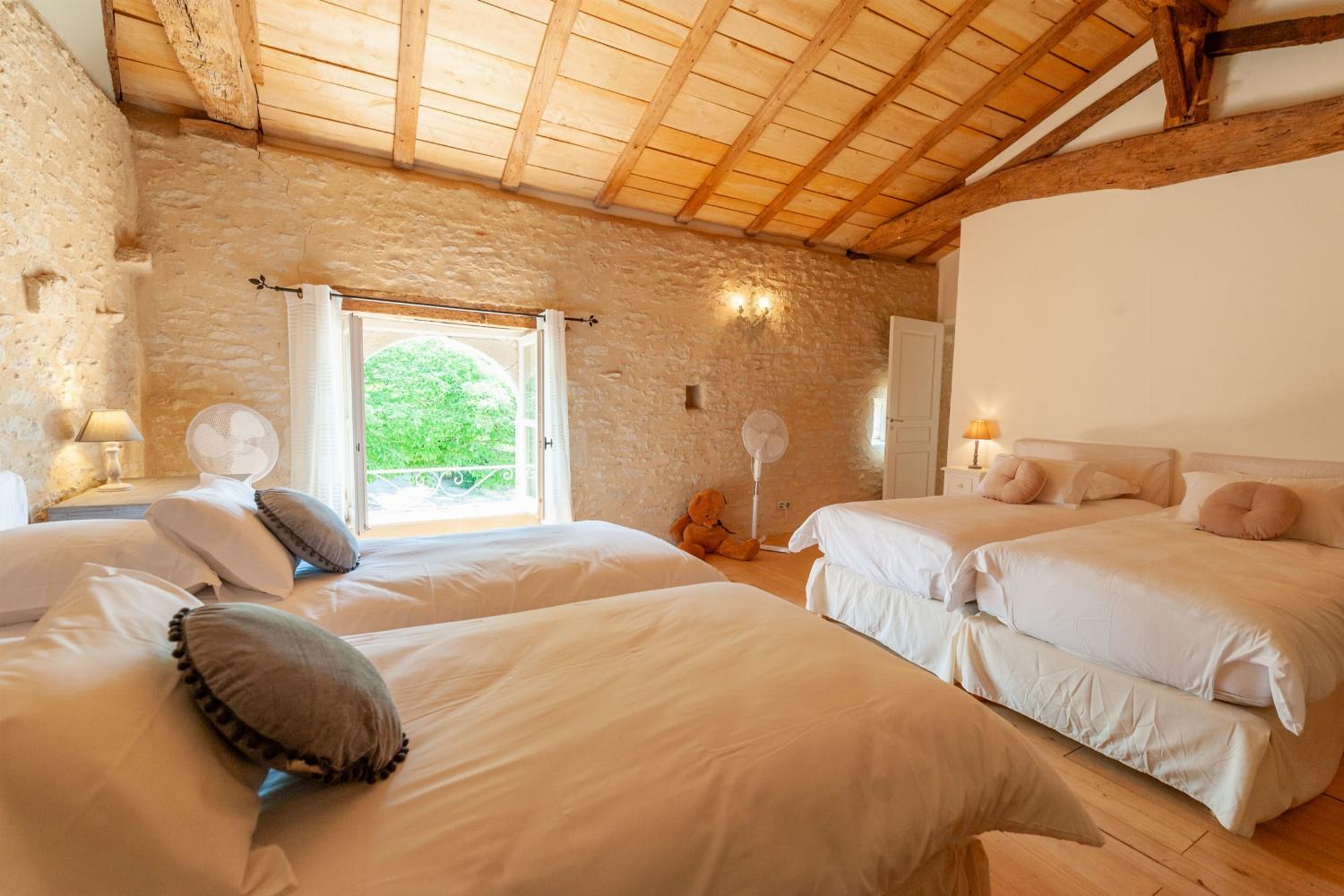 Bedroom | Holiday home in Duras