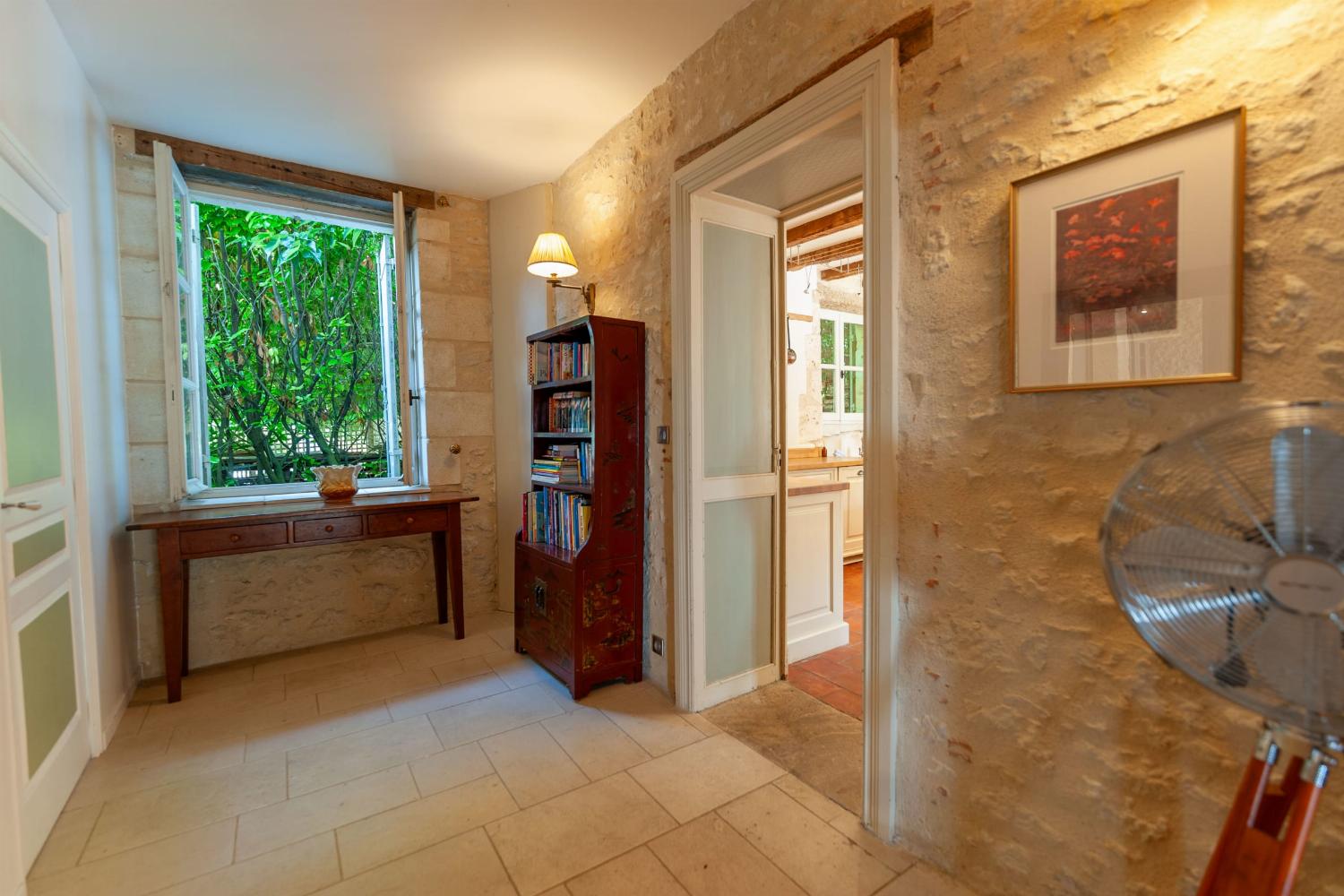 Hallway | Holiday home in Duras
