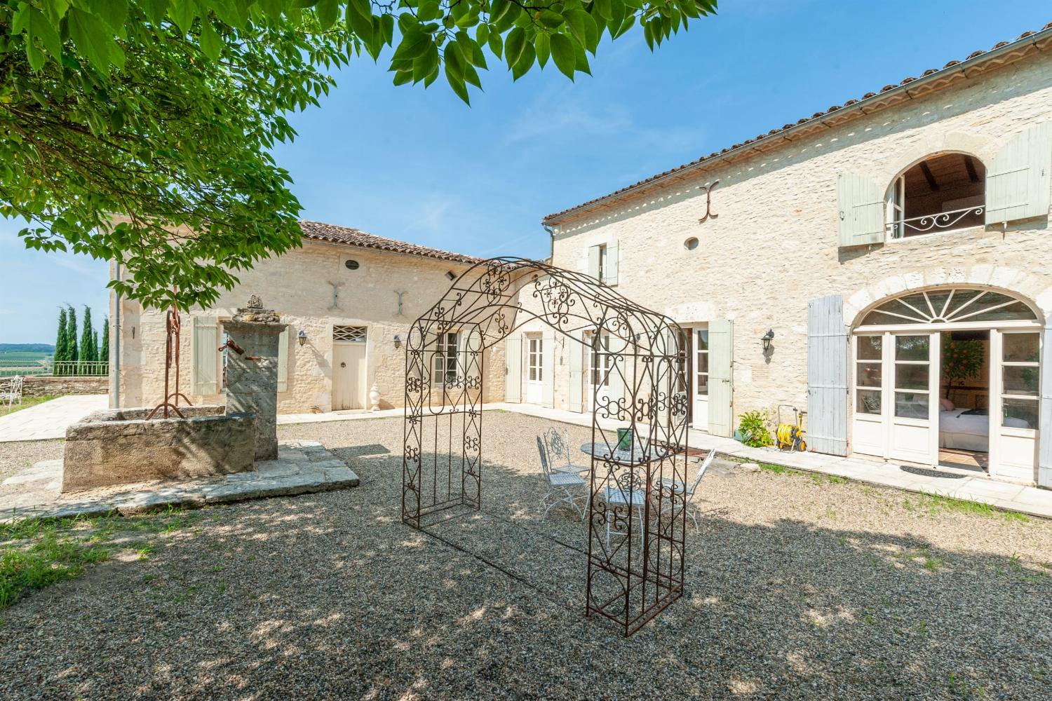 Holiday home in Duras