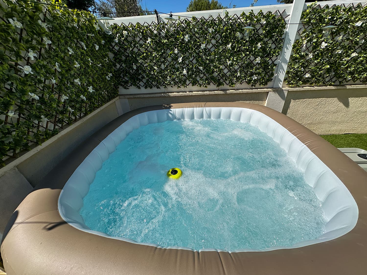 Jacuzzi | Holiday home in South of France