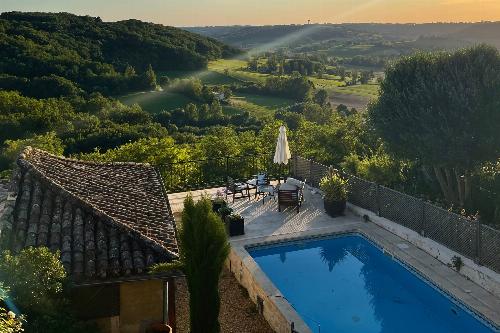 Private pool