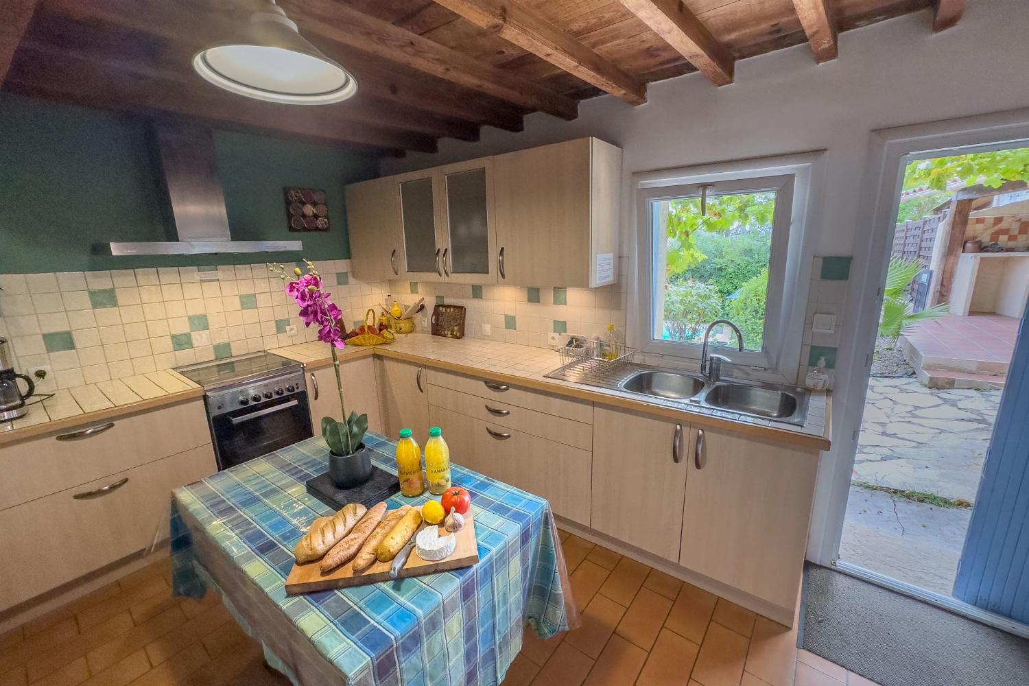 Kitchen | Holiday home in South of France