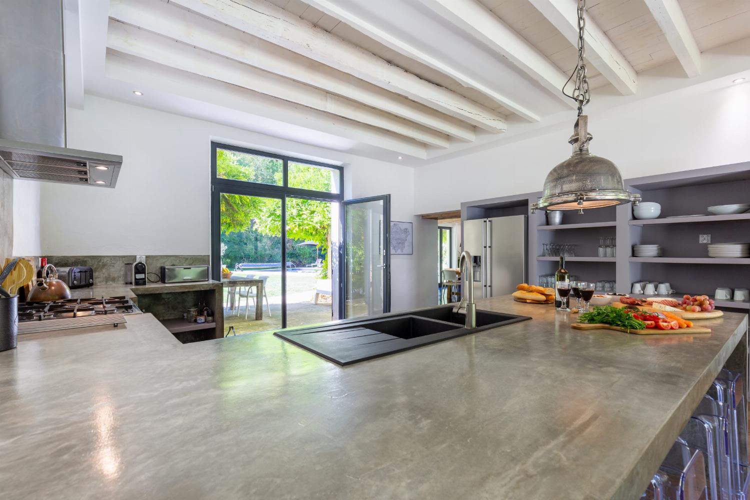 Kitchen | Holiday home in Nouvelle-Aquitaine