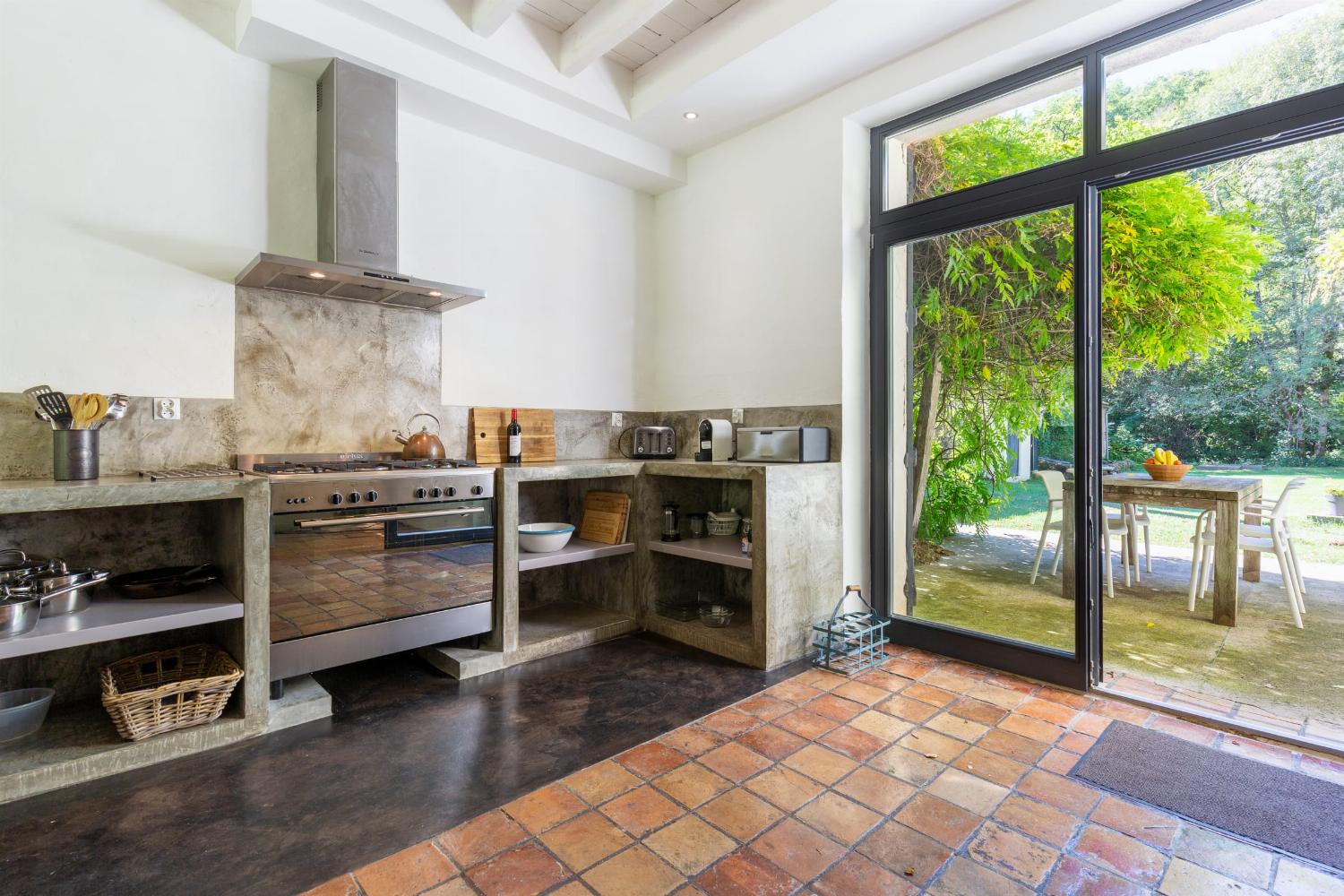 Kitchen | Holiday home in Nouvelle-Aquitaine