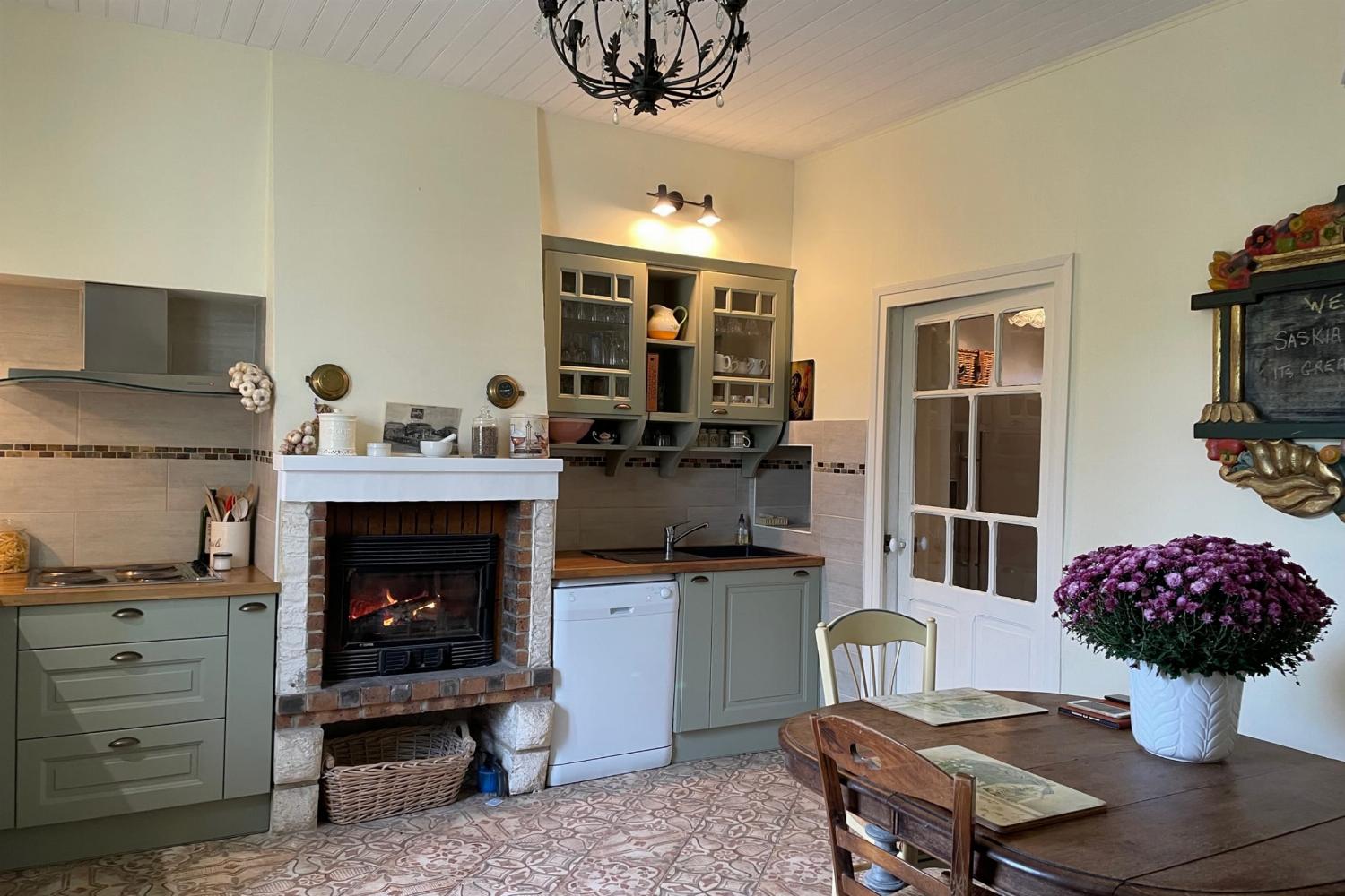 Kitchen | Holiday home in the Gers