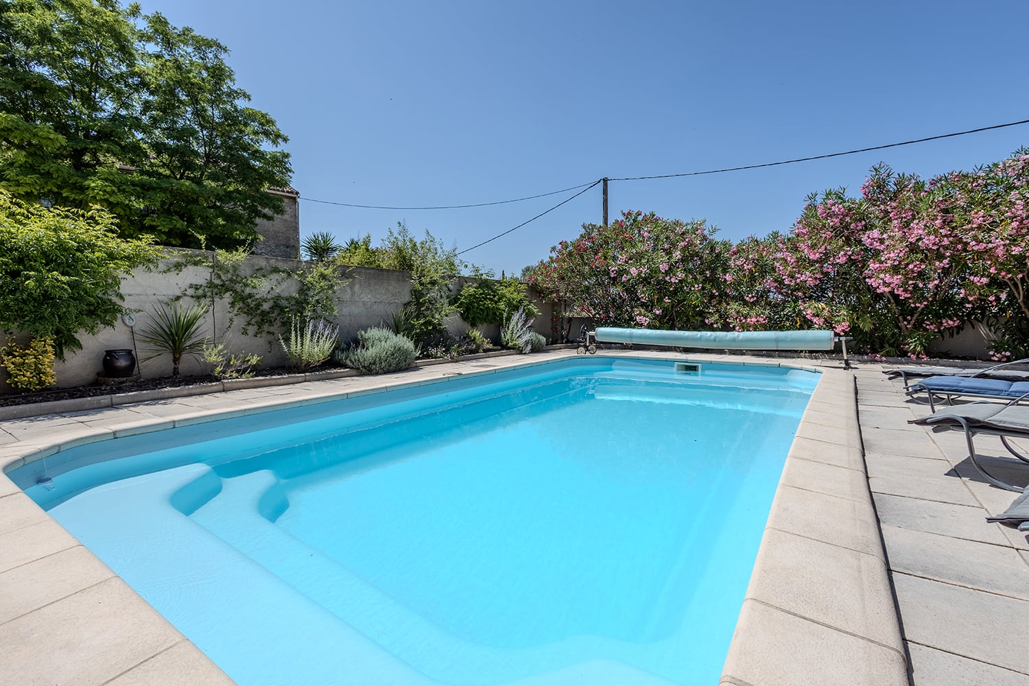 Private pool Private pool