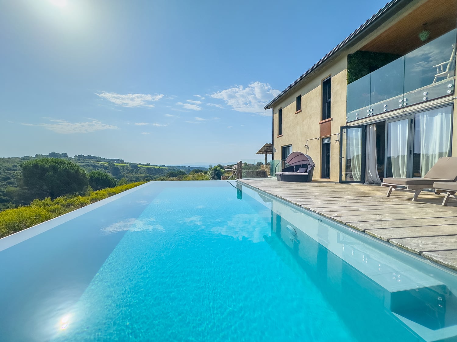 Private heated infinity pool