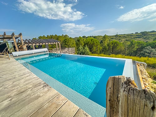 Private heated infinity pool