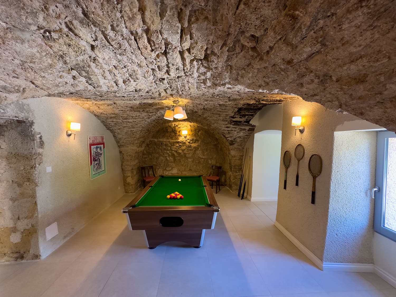 Pool table | Holiday home in South of France