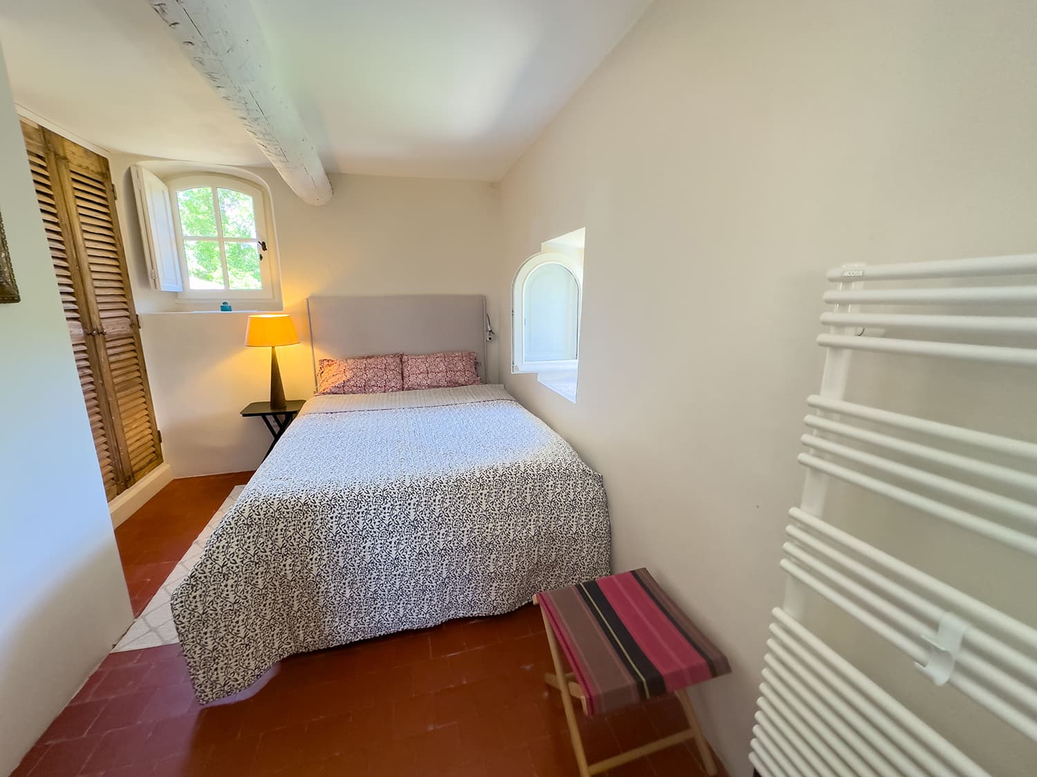 Bedroom | Holiday cottage near Gordes