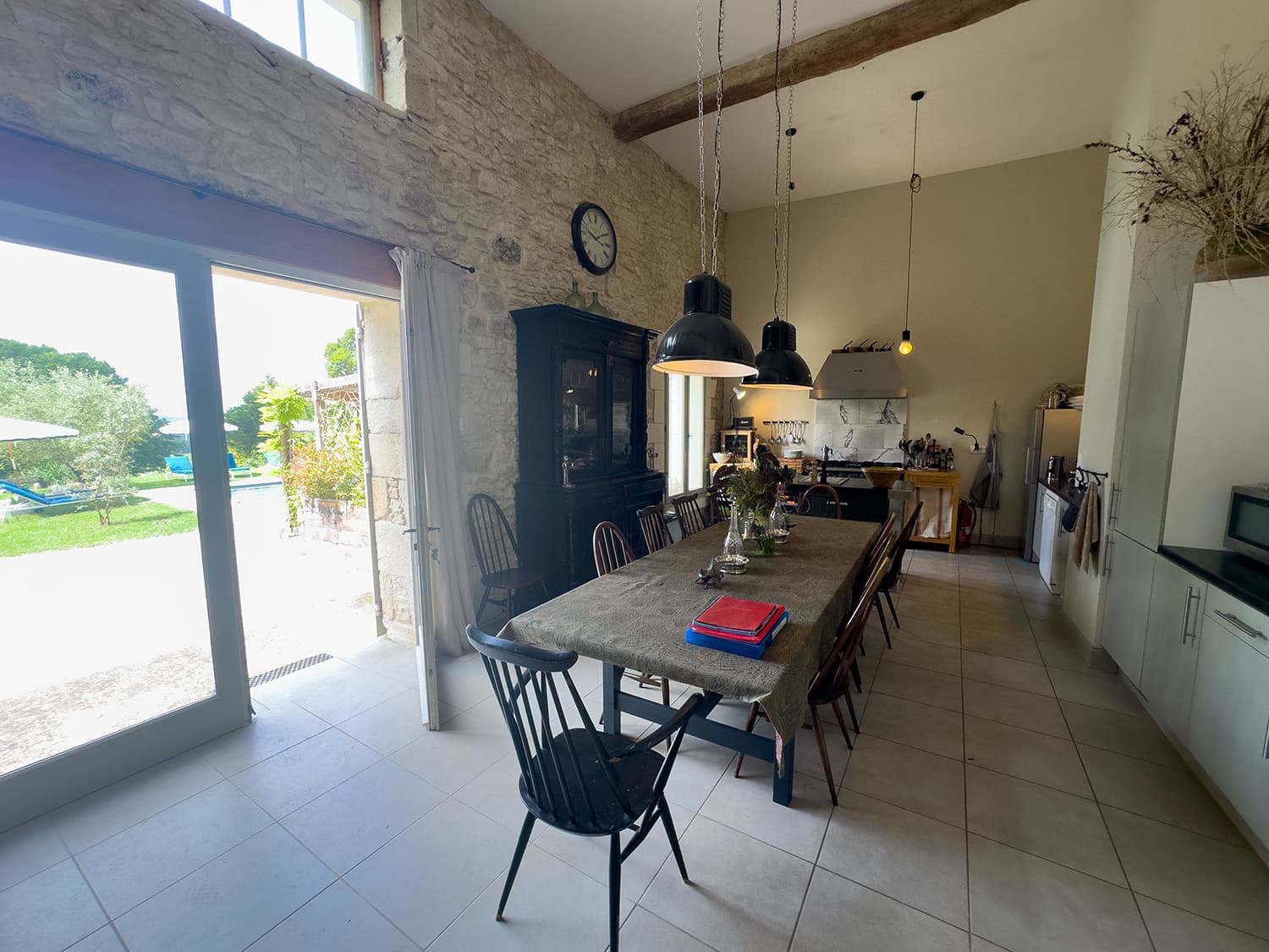 Dining area | Holiday home in Duras