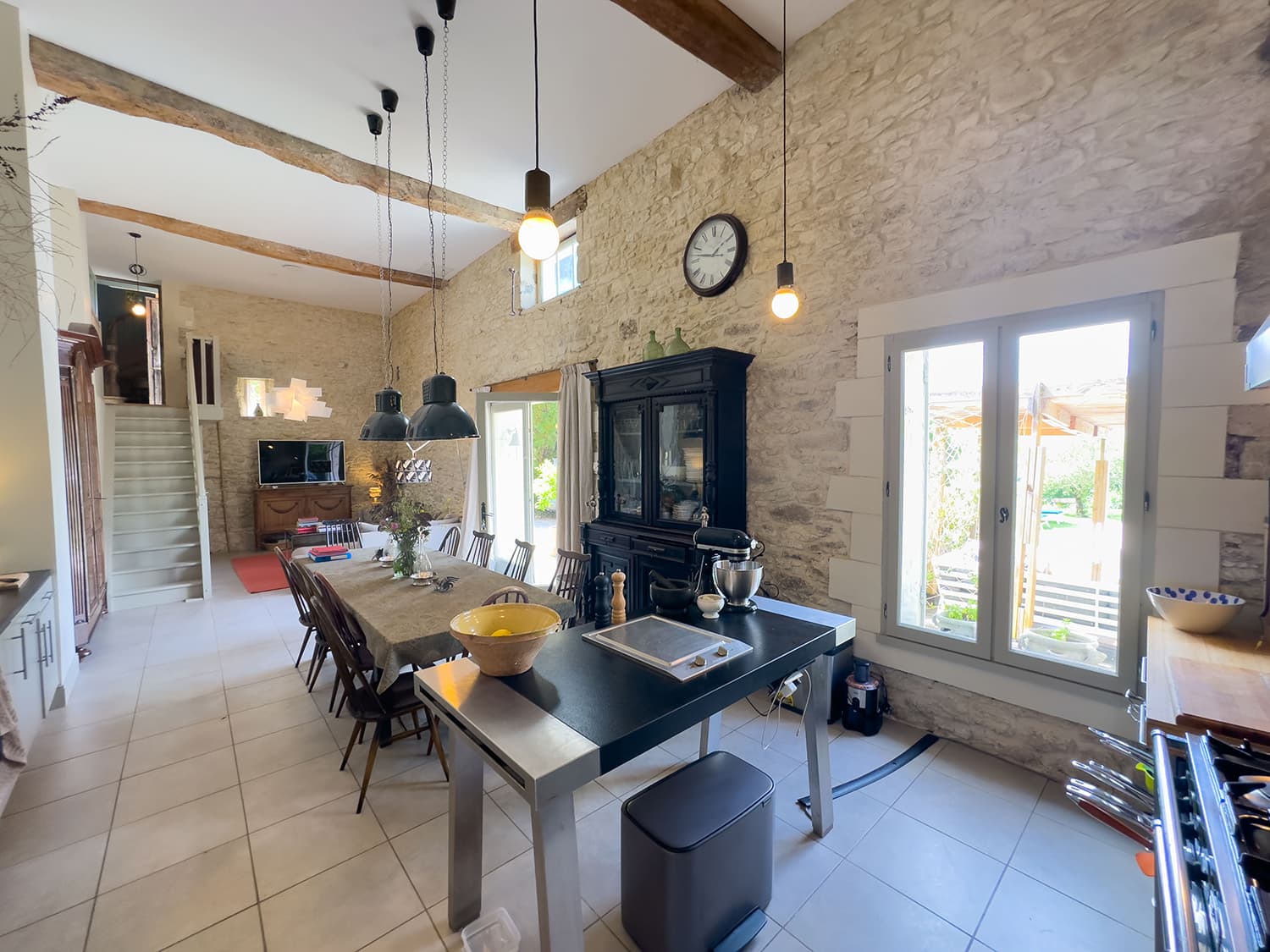 Kitchen dining area | Holiday home in Duras