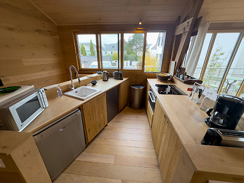 Kitchen | Holiday studio in Finistère, Brittany