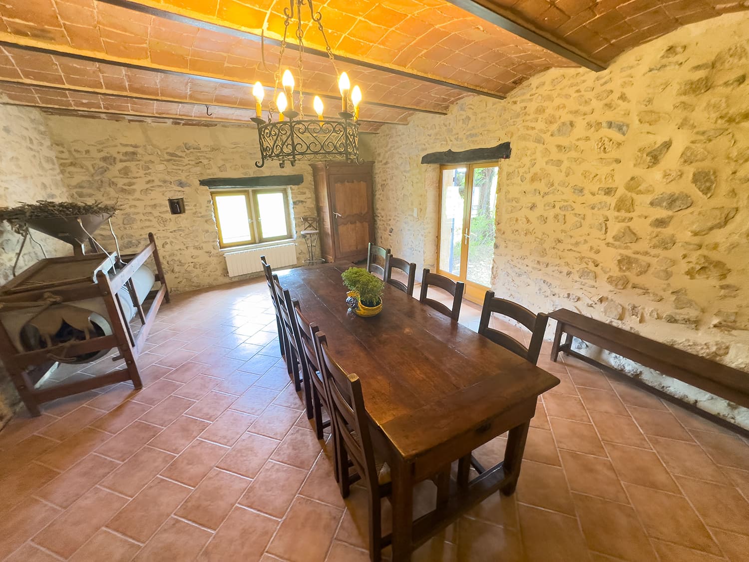 Dining room | Holiday home in Gard, South of France