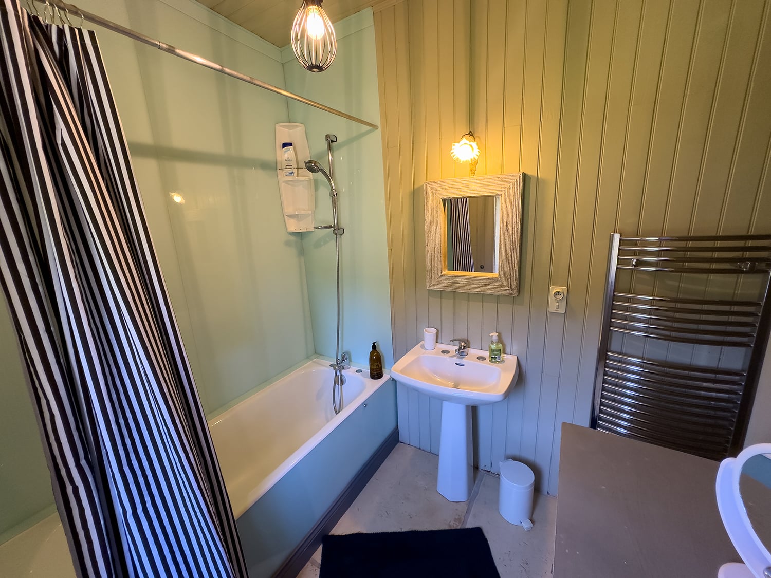 Bathroom | Holiday home in Dordogne