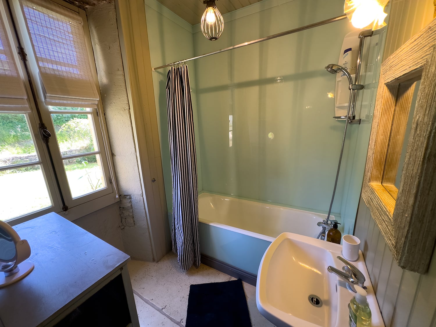 Bathroom | Holiday home in Dordogne