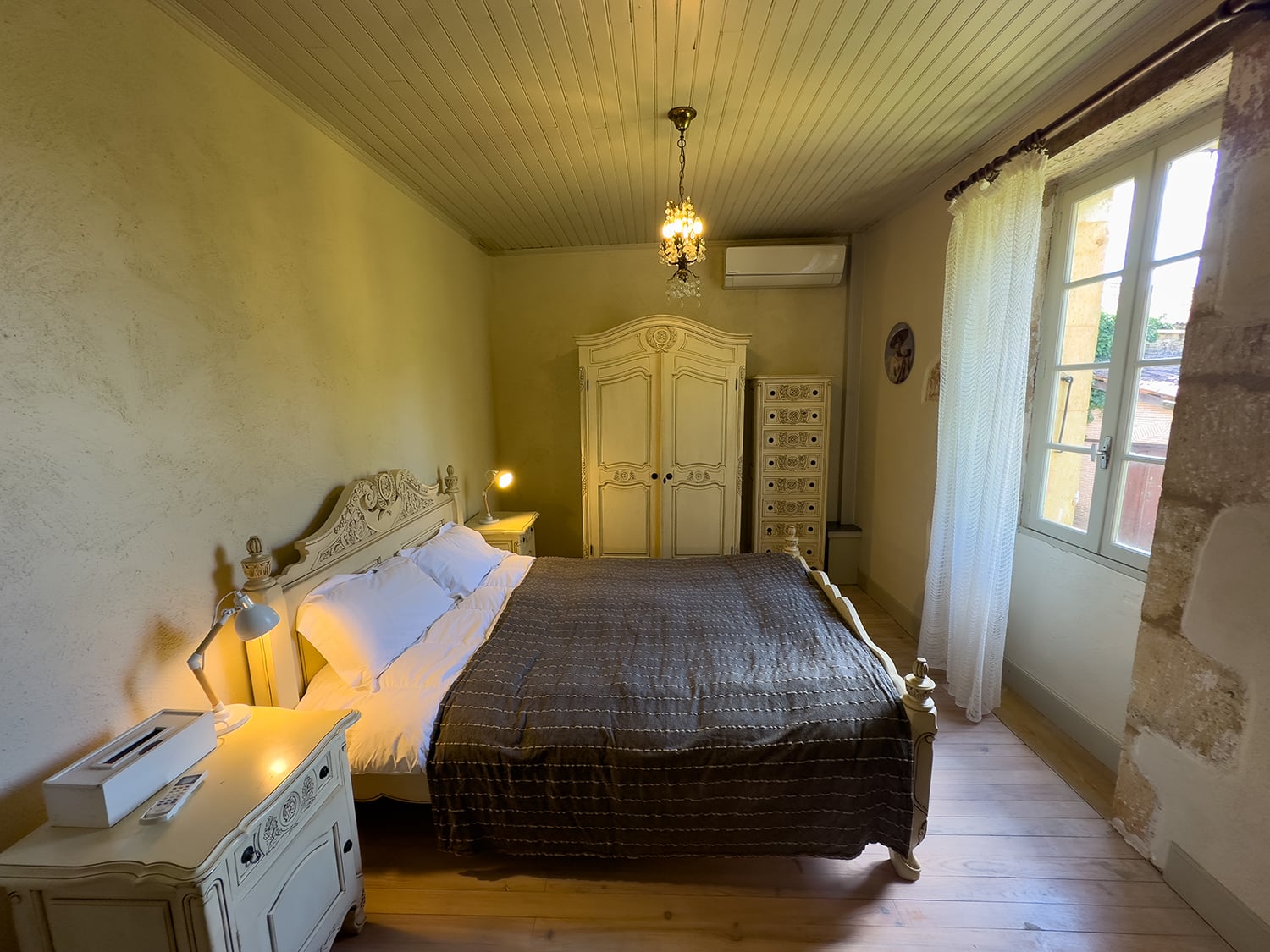 Bedroom | Holiday home in Dordogne