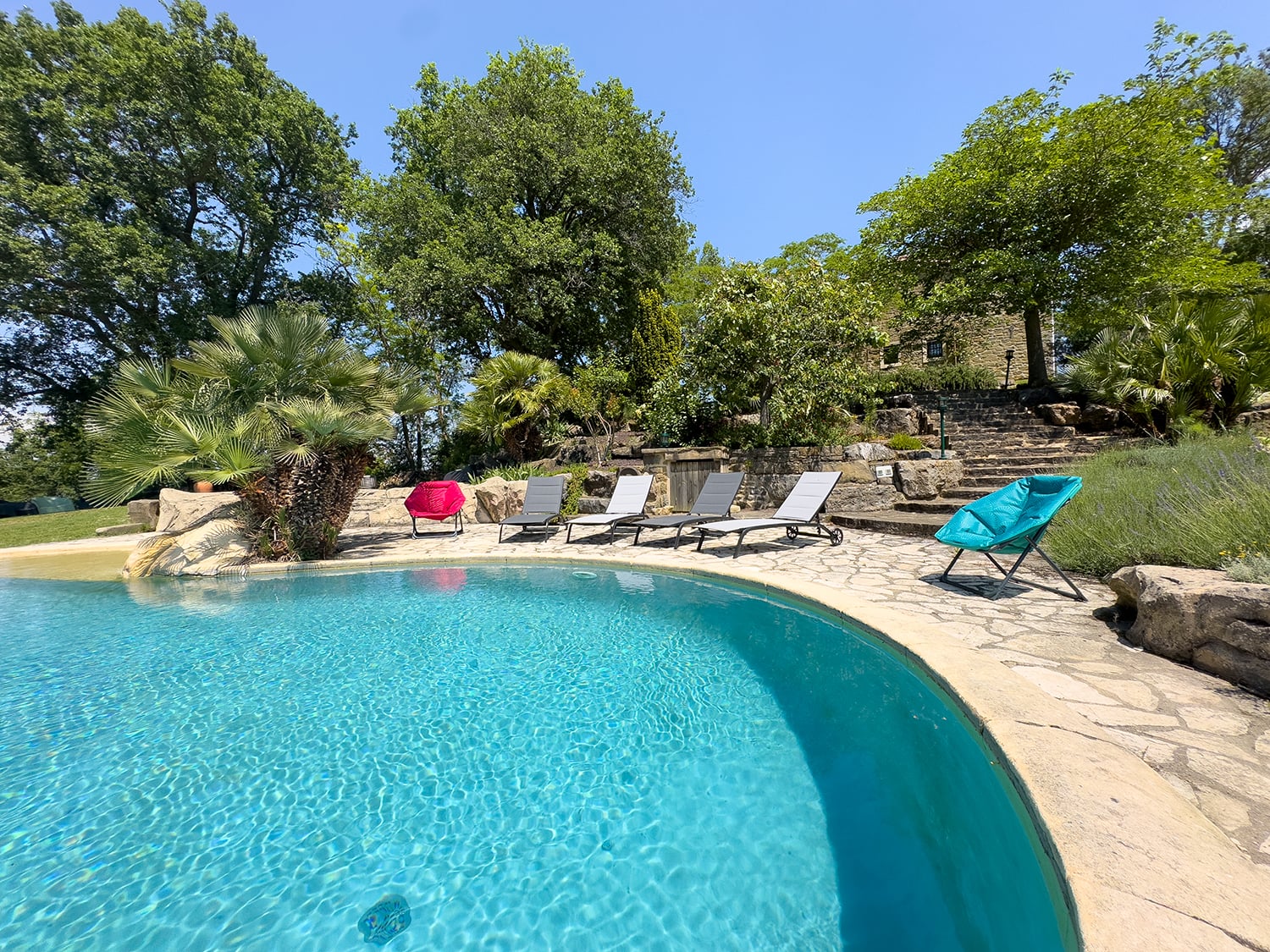 Private infinity pool