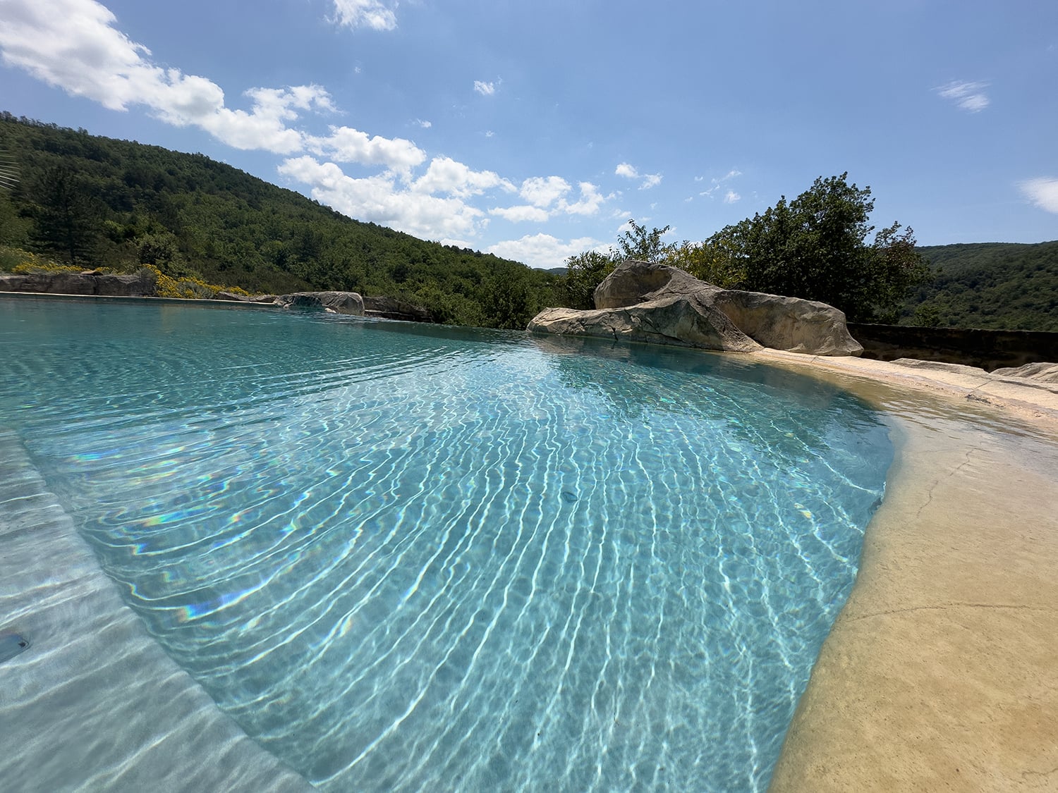 Private infinity pool