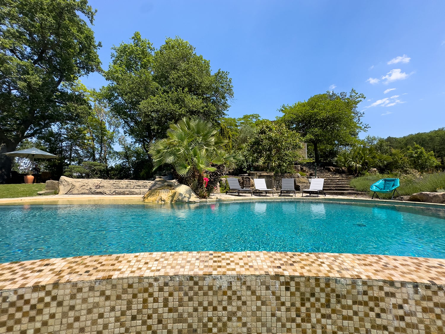 Private infinity pool