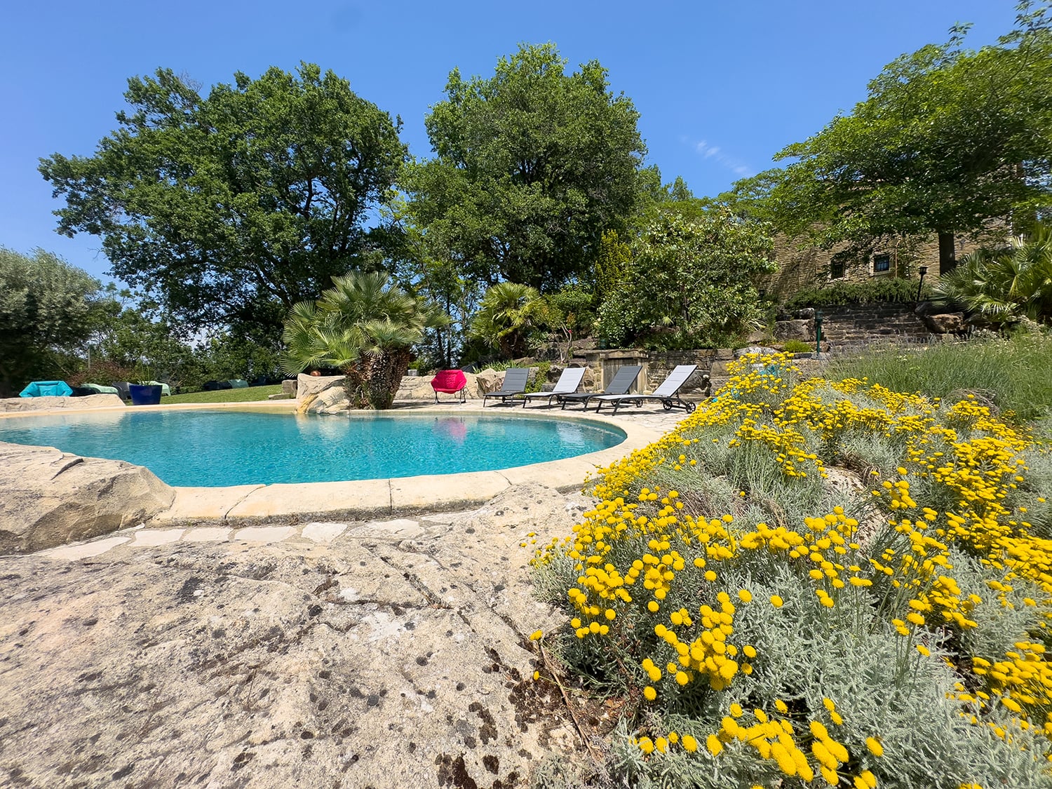 Private infinity pool