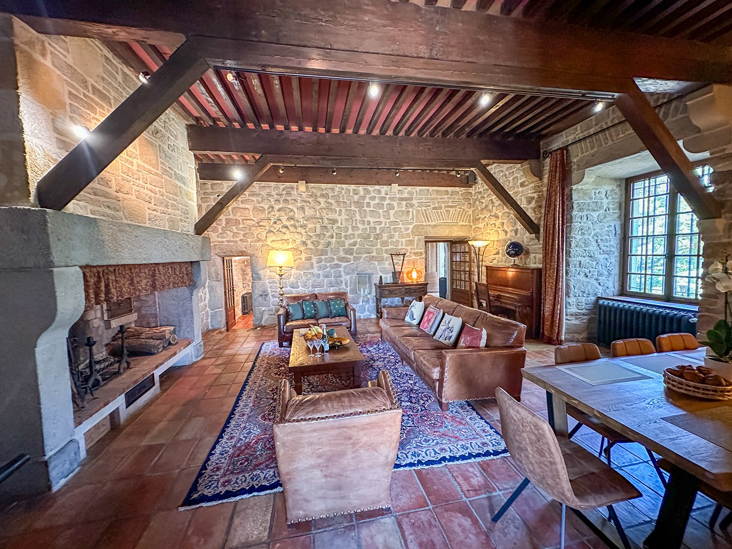 Sitting room | Vacation château in the South of France