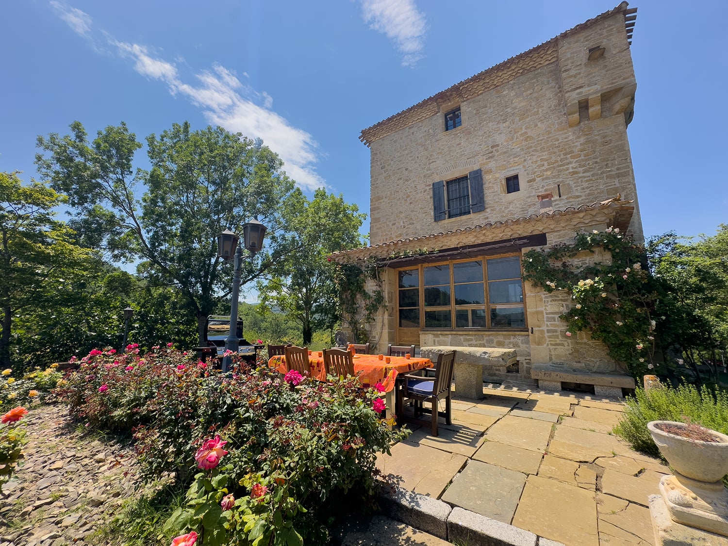 Vacation château in the South of France