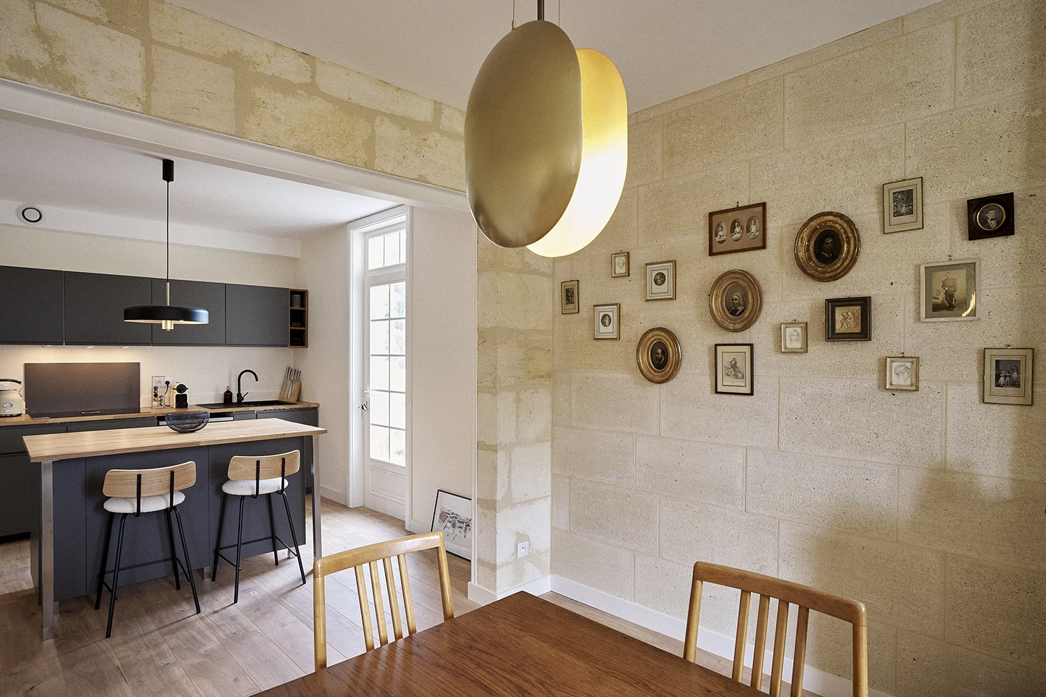 Dining room | Holiday cottage in Nouvelle-Aquitaine