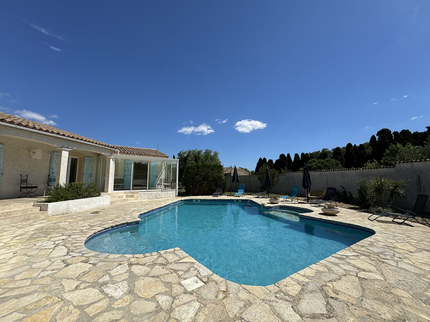 Rental villa in South of France with private pool