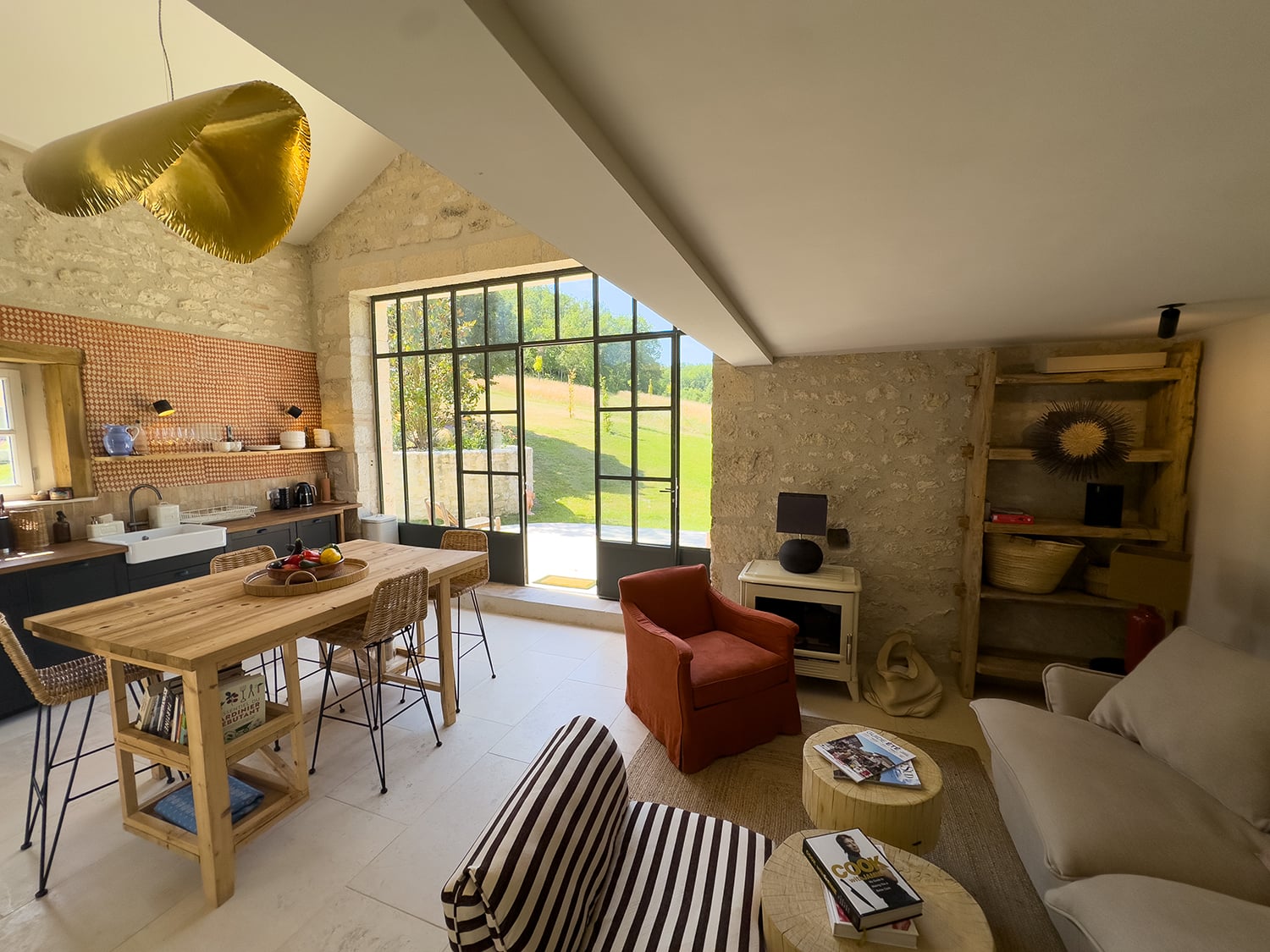 Living room | Holiday home in Lot, Midi-Pyrénées