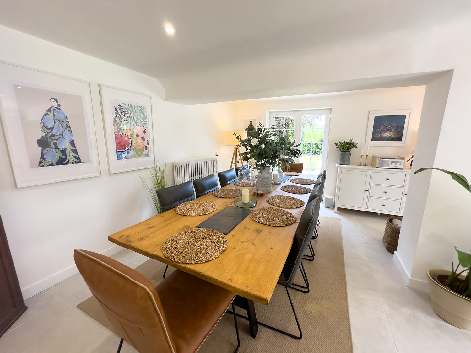 Dining room | Holiday home in Nouvelle-Aquitaine